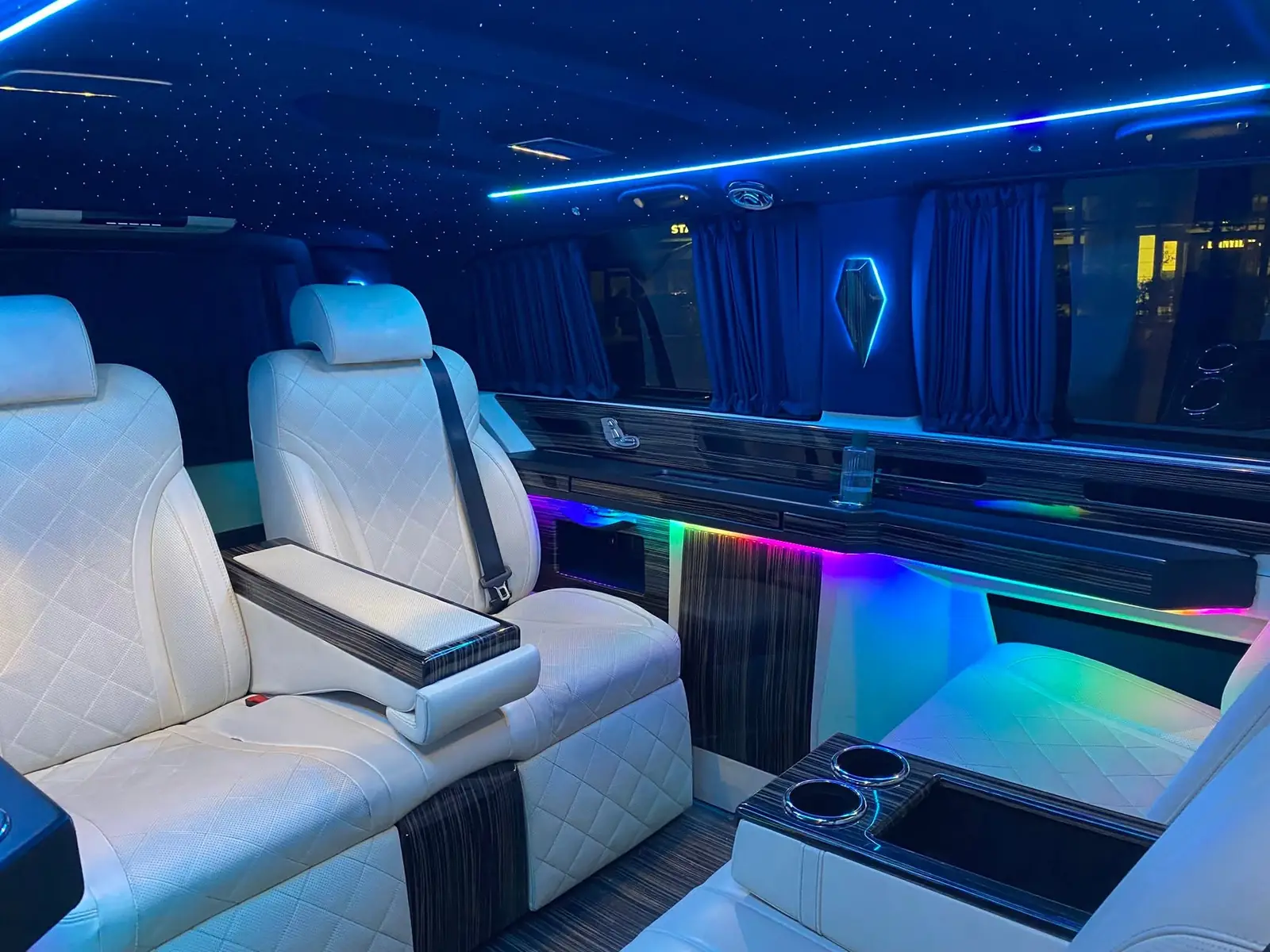 Antalya Airport VIP Araç Fotoğrafı 09